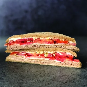 Atún, tomate y huevo