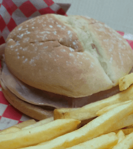 Hamburguesa Jamón y Queso C/Fritas