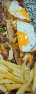 Pancho Cheddar, Papas y Huevo Frito